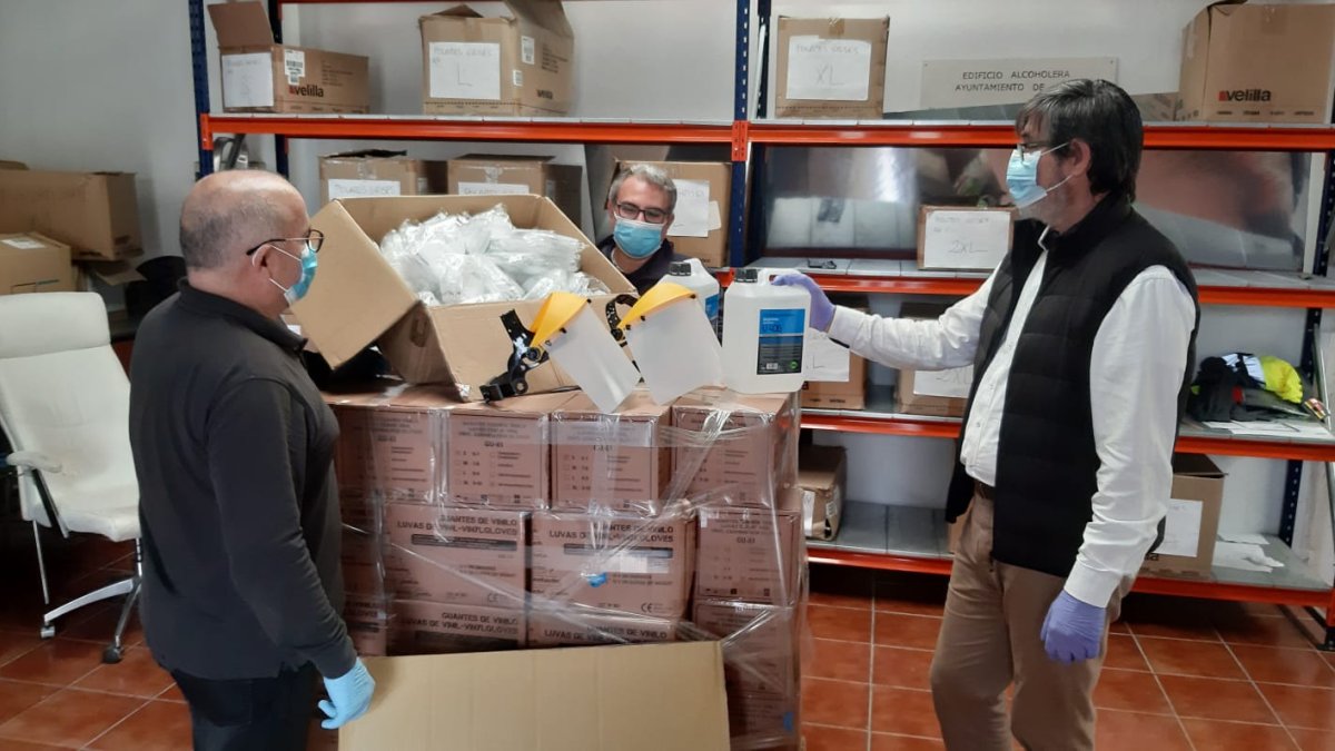 El Ayuntamiento ha recibido más material.