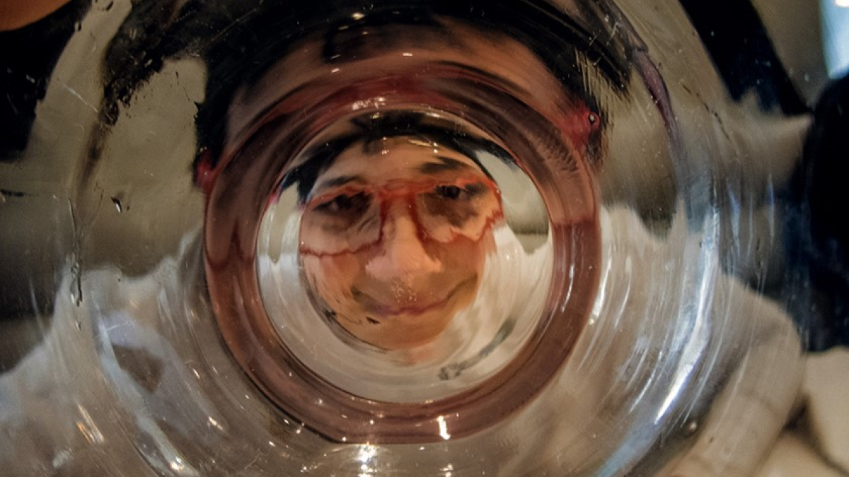 Niño jugando en una imagen de la serie Memoria de un futuro incierto.