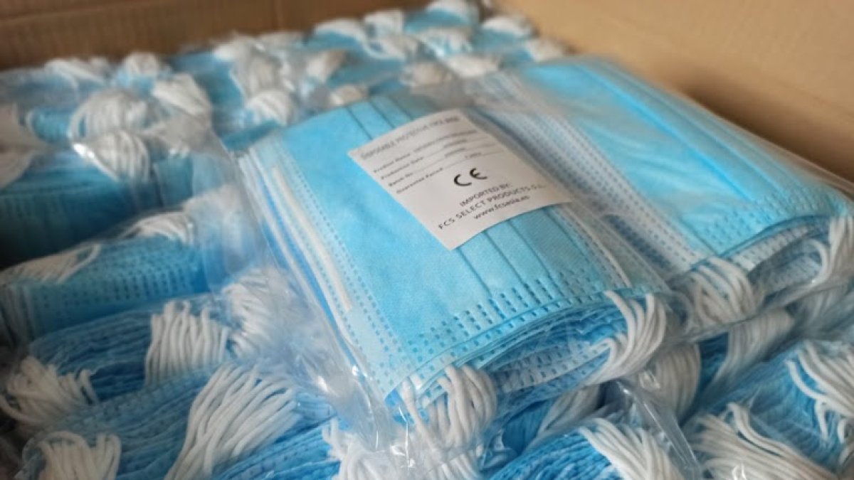 Mascarillas repartidas por el Gobierno de España en Almería.