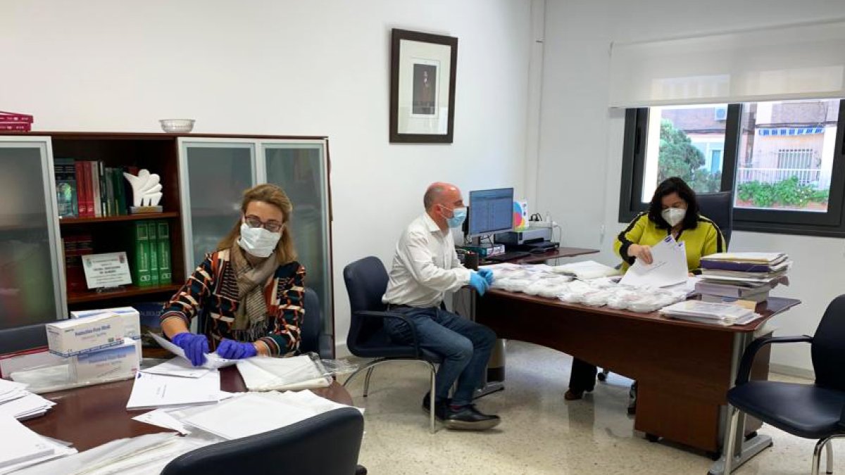 Preparación de documentación y material para las obras del PFEA.