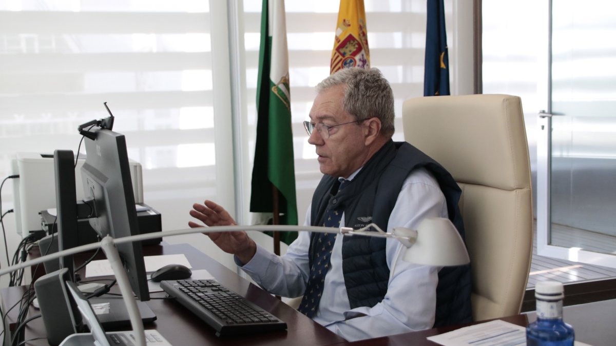 Rogelio Velasco, consejero de Economía, Conocimiento, Empresas y Universidad, ayer en un encuentro digital.