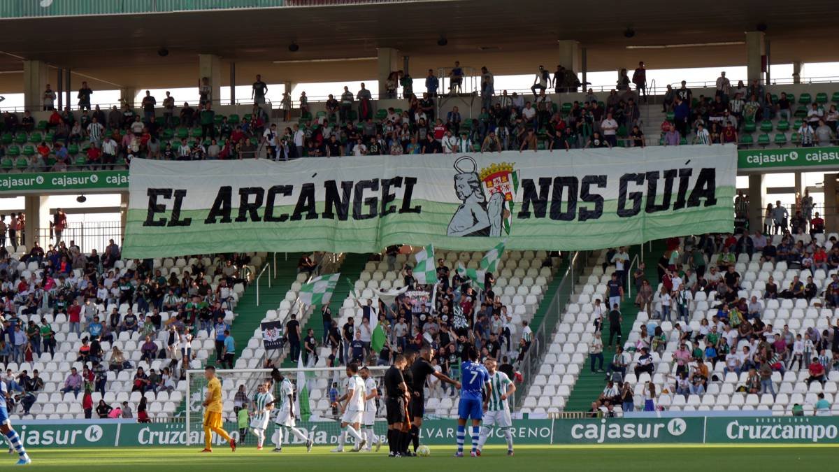 Un histórico de nuestro fútbol busca salidas a la crisis.