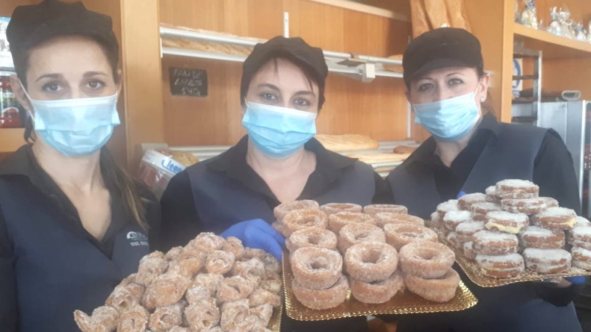 Voleibol y Panadería del Rosal van de la mano.
