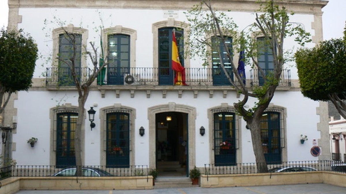 El Ayuntamiento de Níjar anuncia que no recurrirá la sentencia.