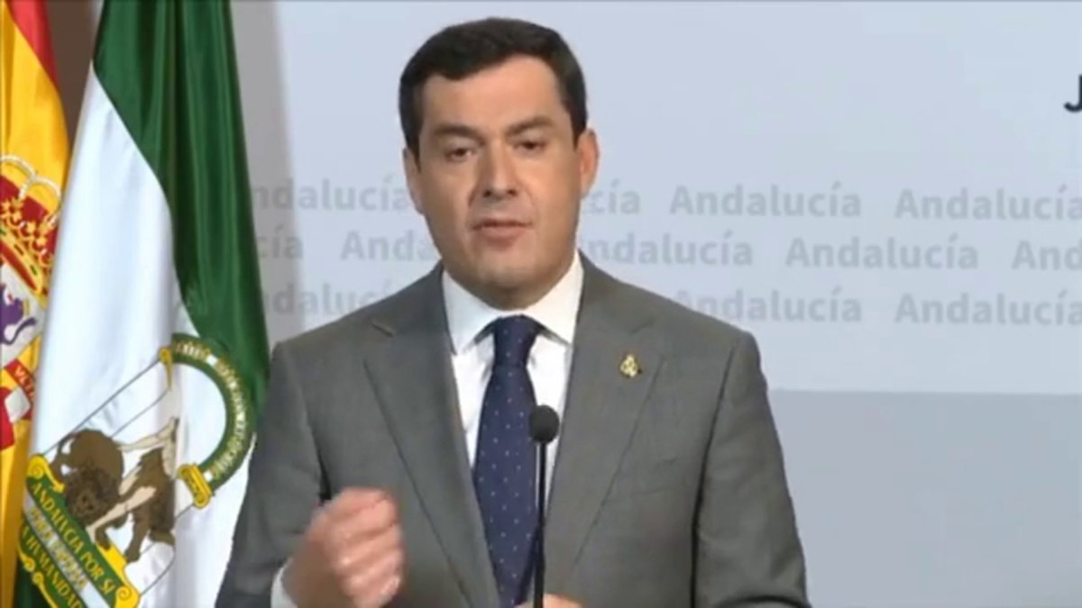 La Junta de Andalucía convoca este domingo a los andaluces a tres minutos de silencio antes del aplauso a los sanitarios