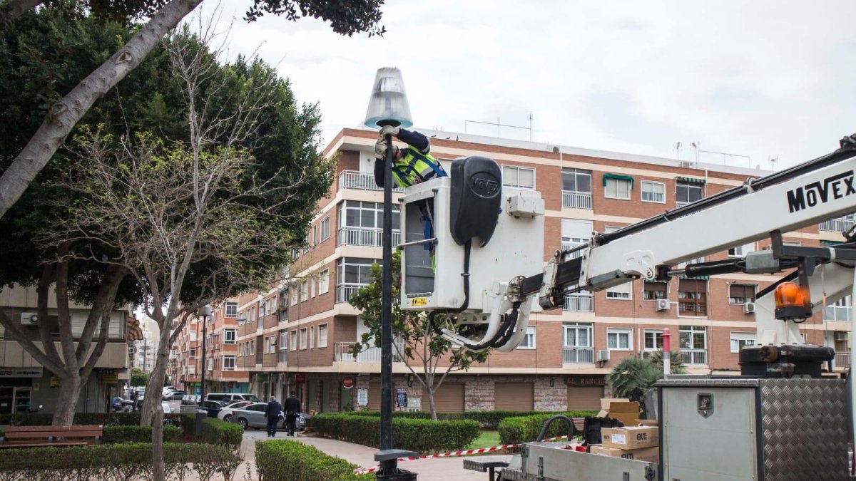 Luminarias ubicadas en la capital almeriense