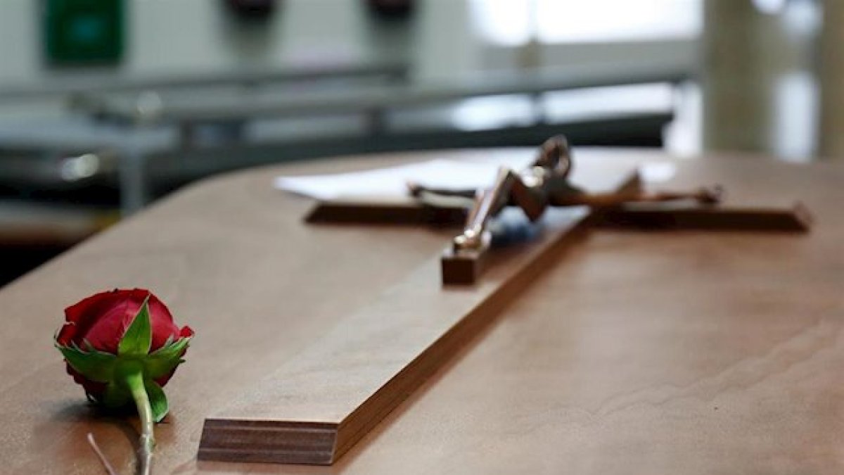 Los velatorios volverán el 11 de mayo.