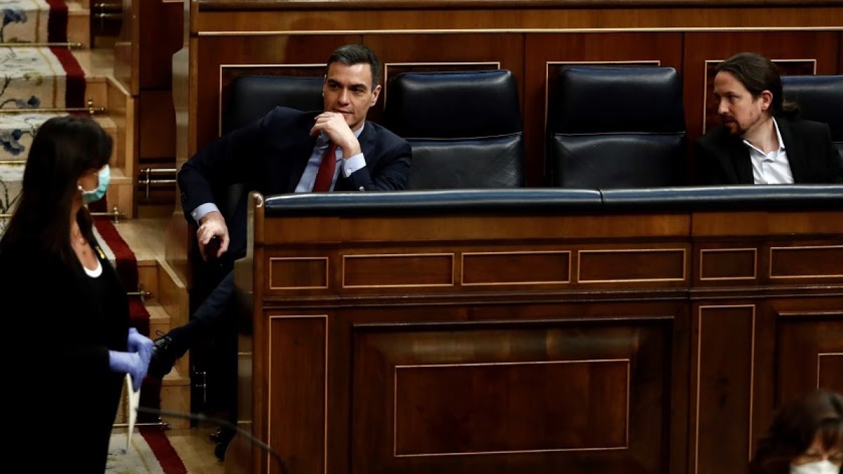 El presidente del Gobierno, Pedro Sánchez, y su vicepresidente segundo, Pablo Iglesias.
