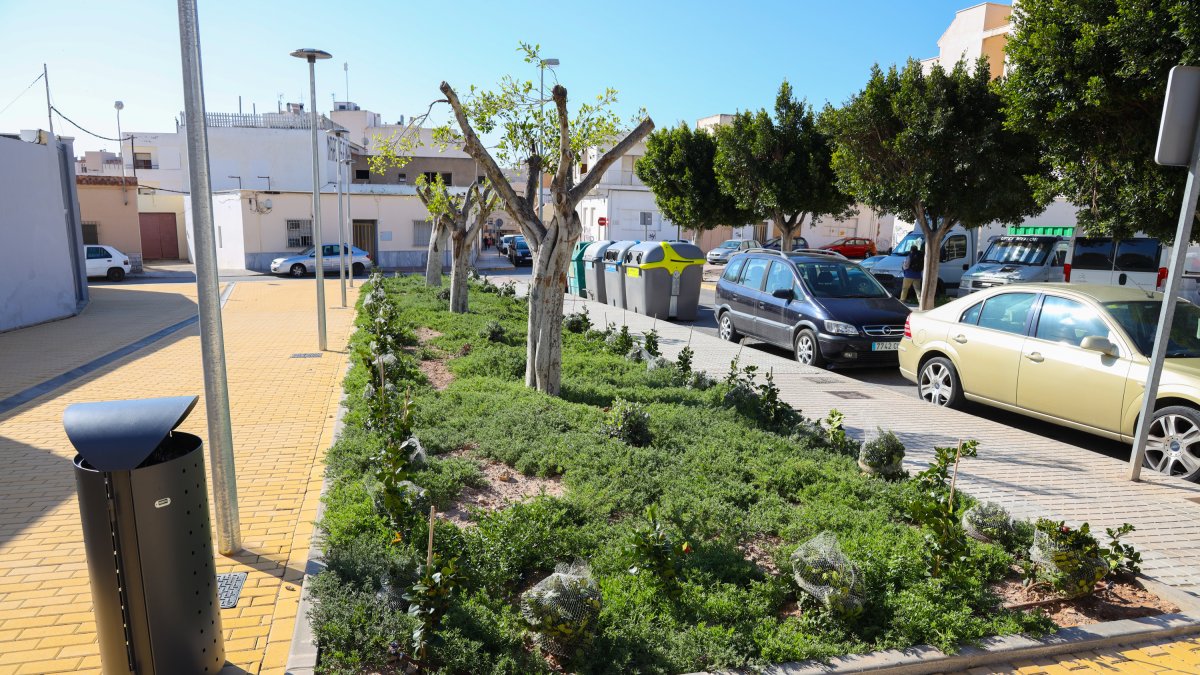 Se han renovado sistemas como el de alumbrado y se han incorporado más zonas ajardinadas.