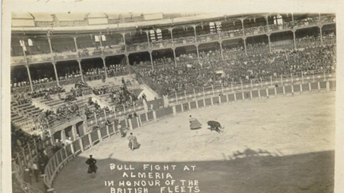 Corrida de toros hecha en honor a la Escuadra Inglesa.