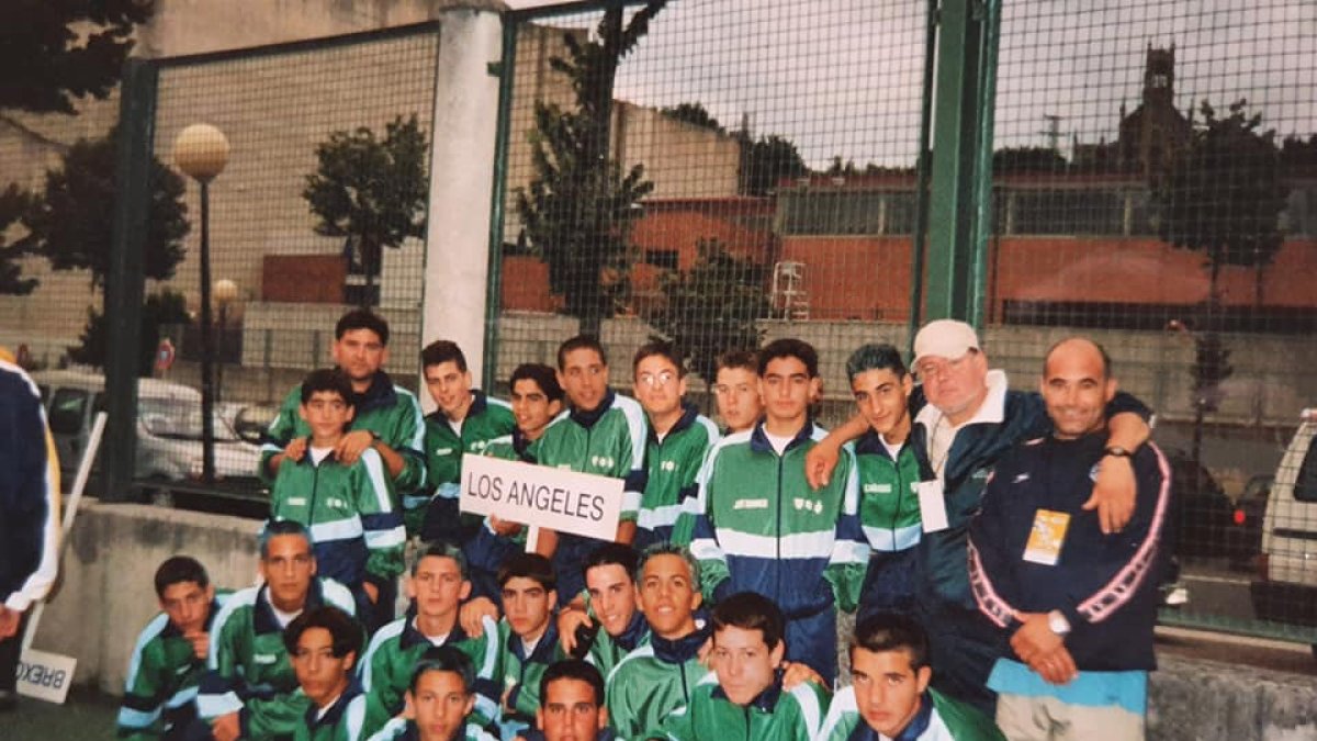 Equipo que participó en la Donosti Cup de 2002.
