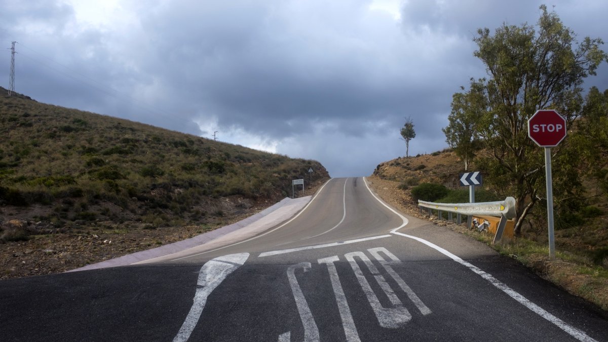 Huir por carreteras secundarias finalmente no parecía la mejor opción.