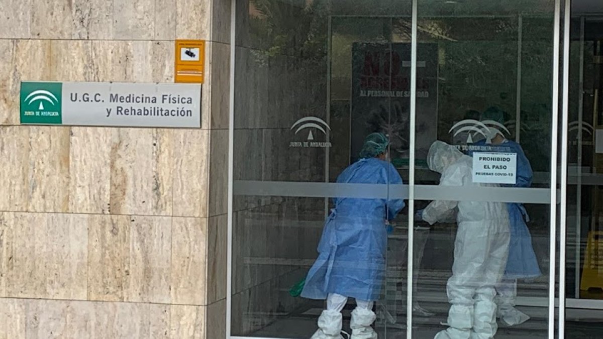 Numerosos sanitarios se han contagiado.