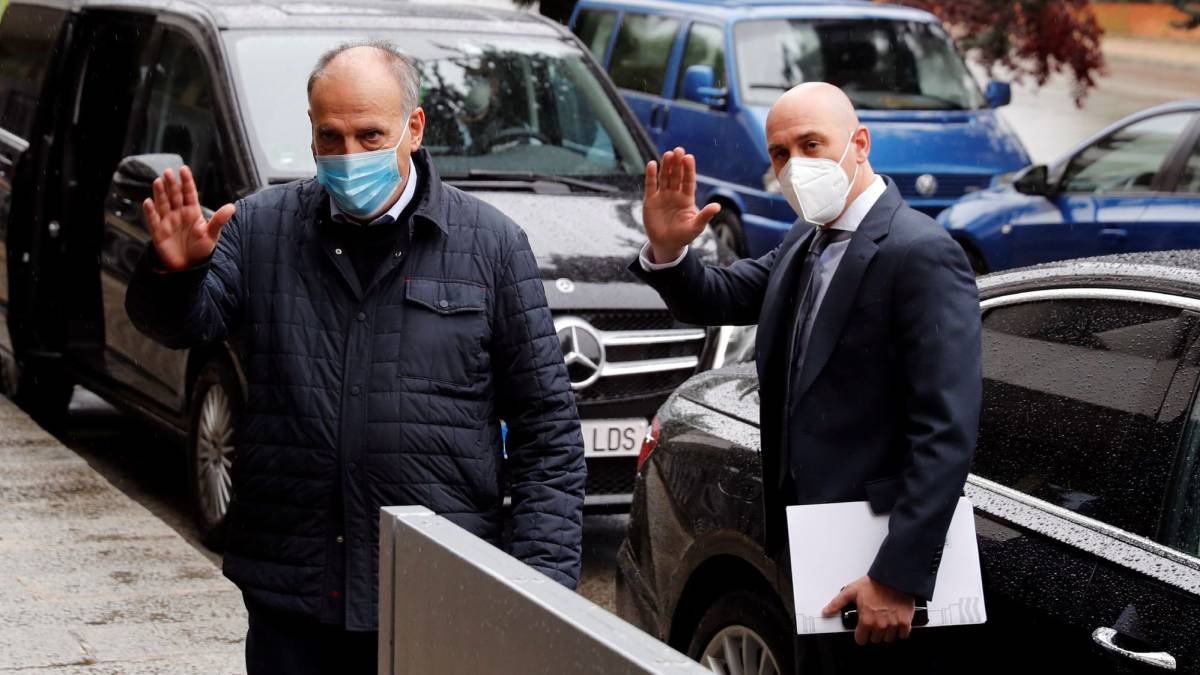 Javier Tebas (LaLiga), y Luis Rubiales (RFEF), apuestan por la vuelta.