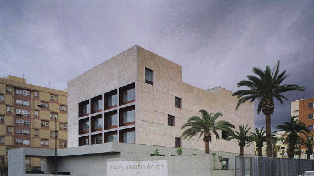 Vista del Museo Arqueológico desde Carretera de Ronda.