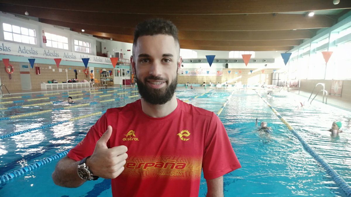 El campeón almeriense en su última visita a Roquetas de Mar.