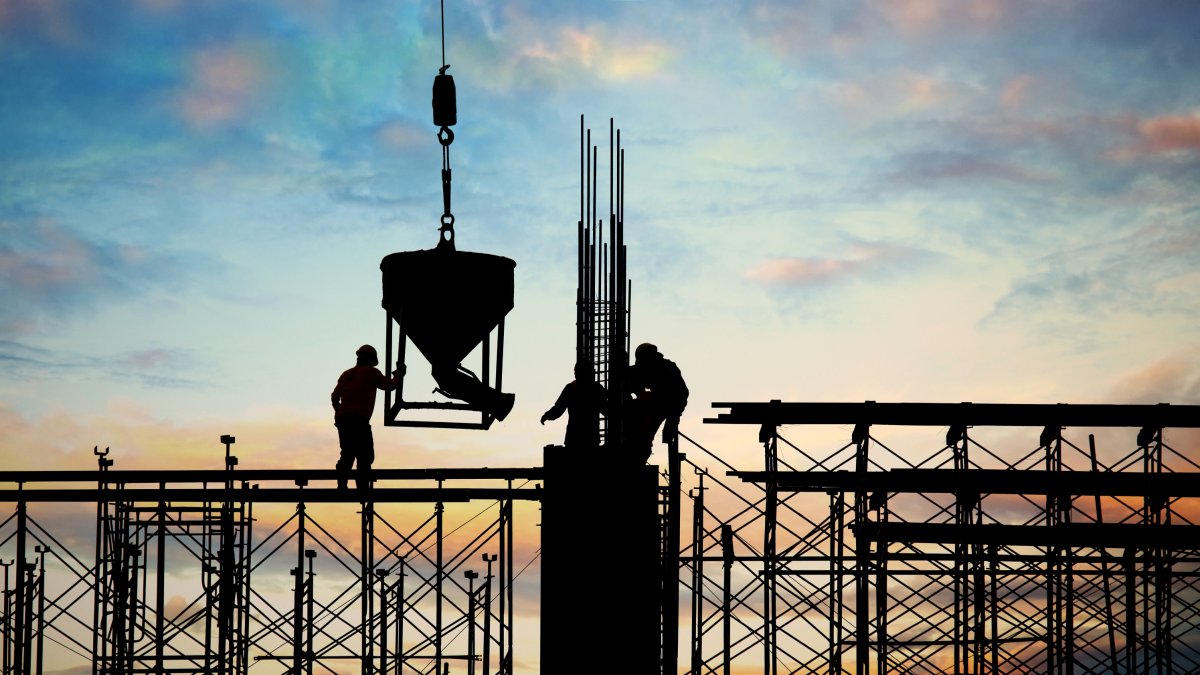 Grupo de trabajadores del sector tras el parón.