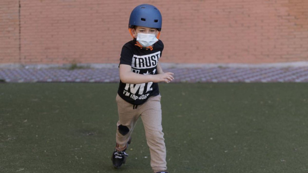 Encontrar tallas aptas para niños sigue siendo una tarea complicada.