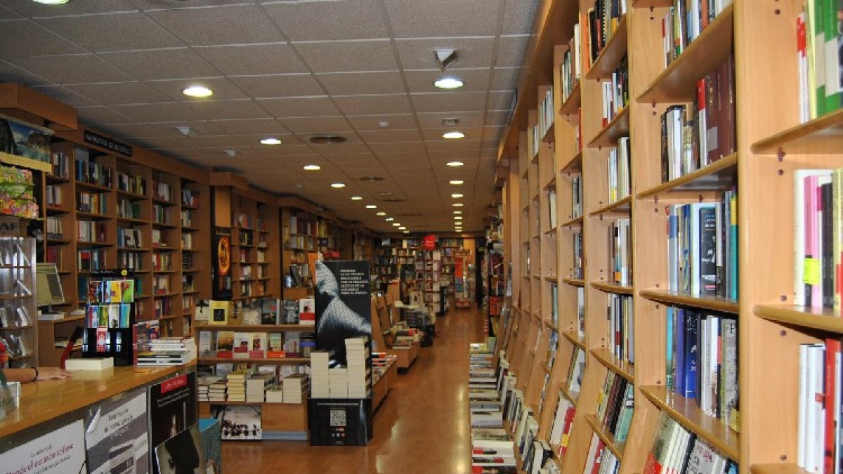 Picasso La Estación conservaba el sabor de las librerías de barrio.