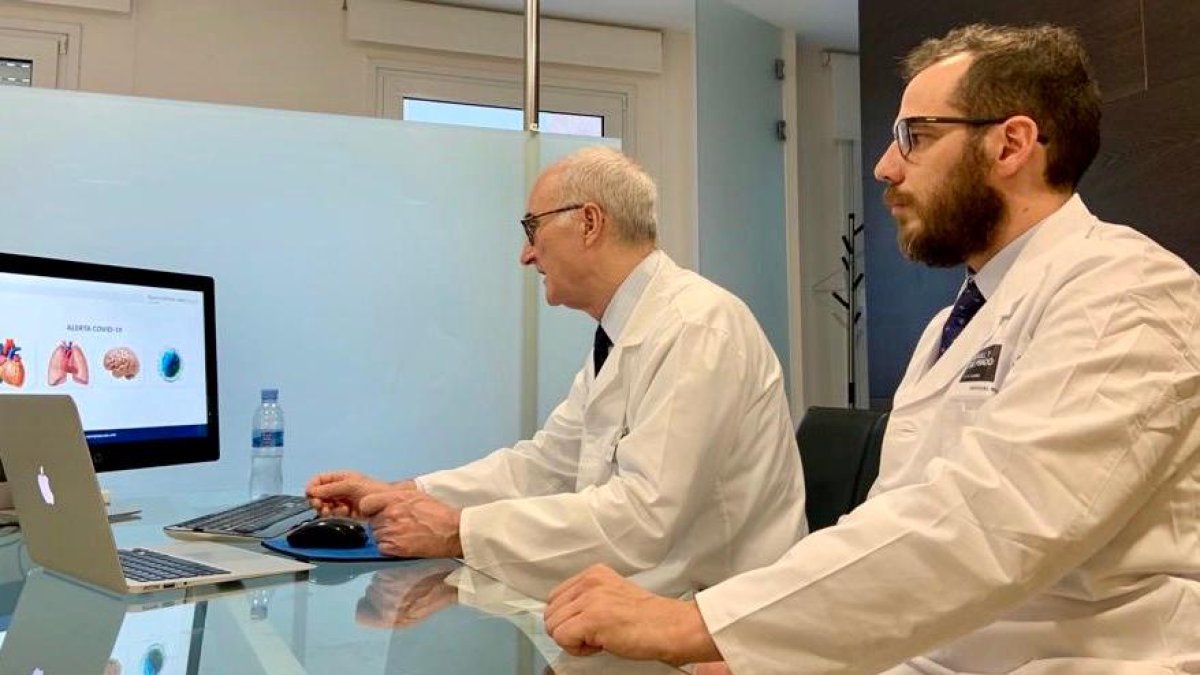 Ripoll estuvo sobresaliente en el encuentro telemático organizado por la Federación Española de Fútbol a nivel mundial.