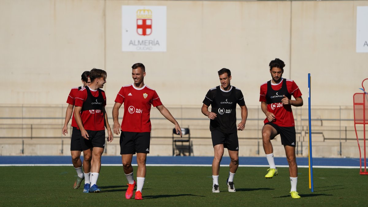 Los jugadores en el último entrenamiento de la semana.