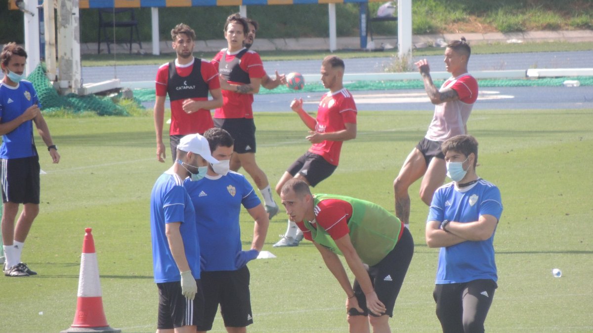 Momento en el que Petrovic tiene que parar.