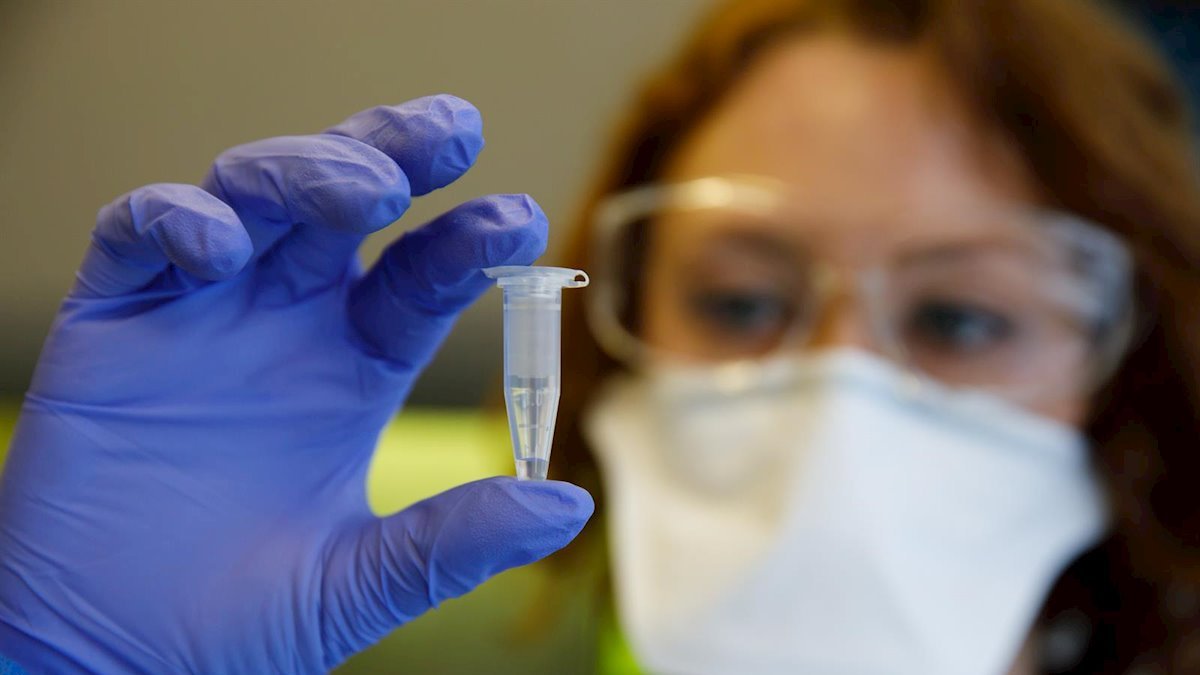 España lucha por tener una vacuna contra el coronavirus.