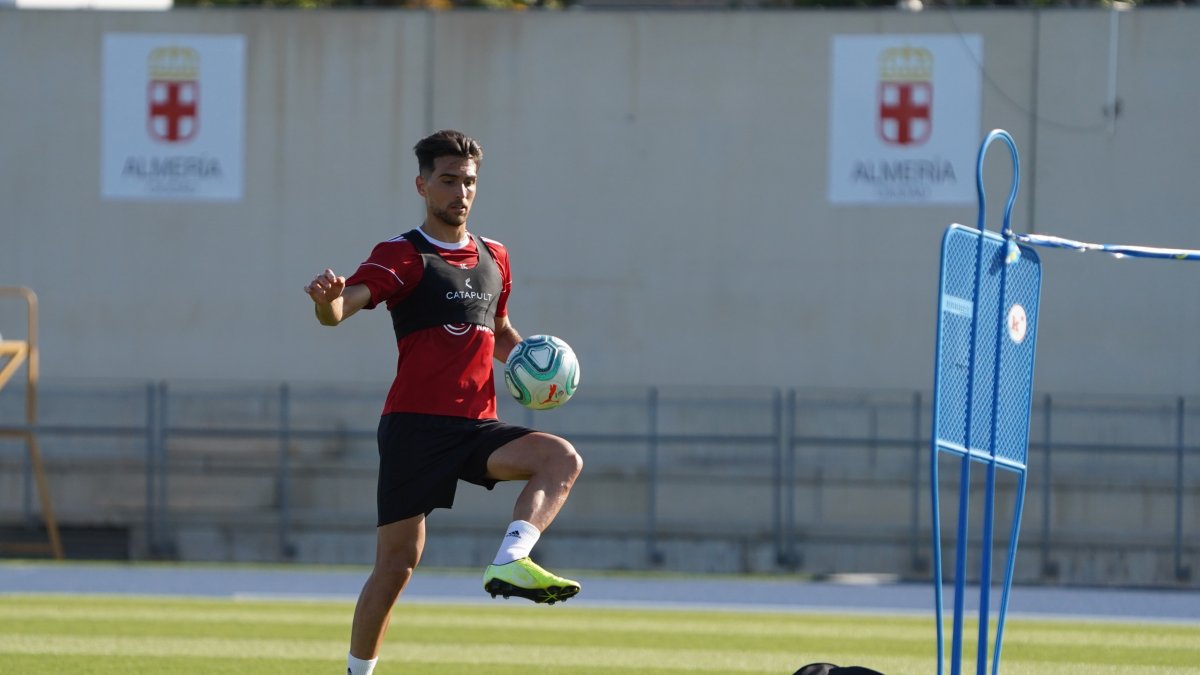 Juan Ibiza en un entrenamiento.
