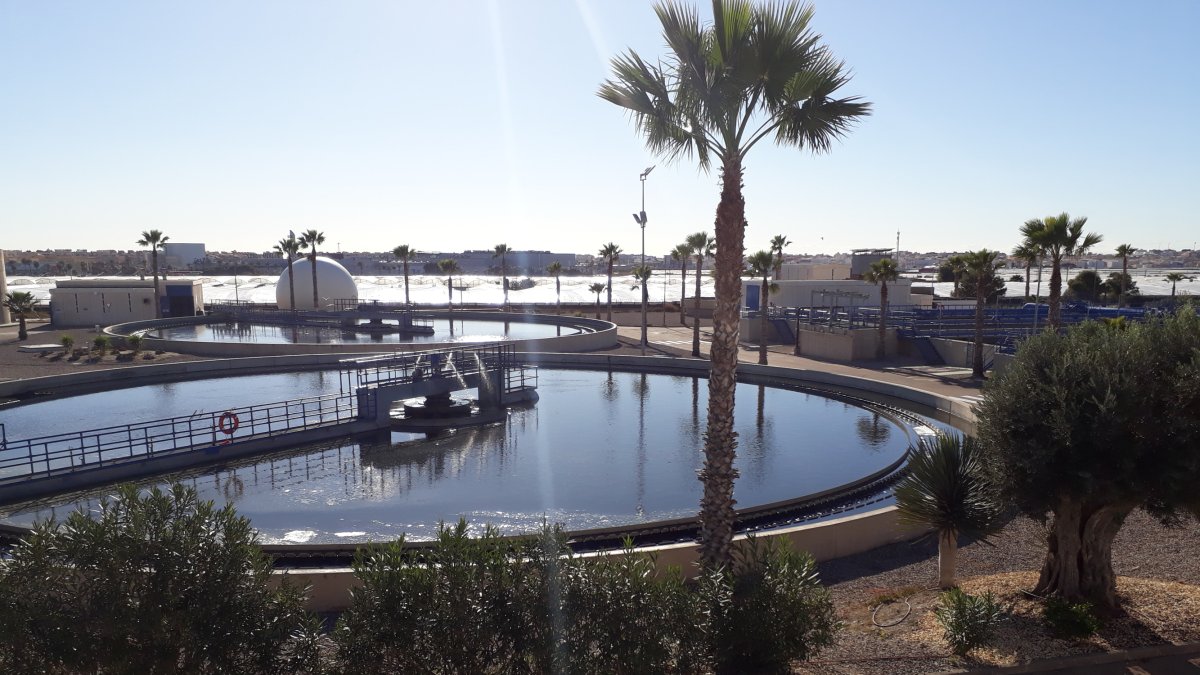Las instalaciones atiende a los términos municipales de Roquetas de Mar, La Mojonera, Vícar y la barriada de San Agustín de El Ejido.