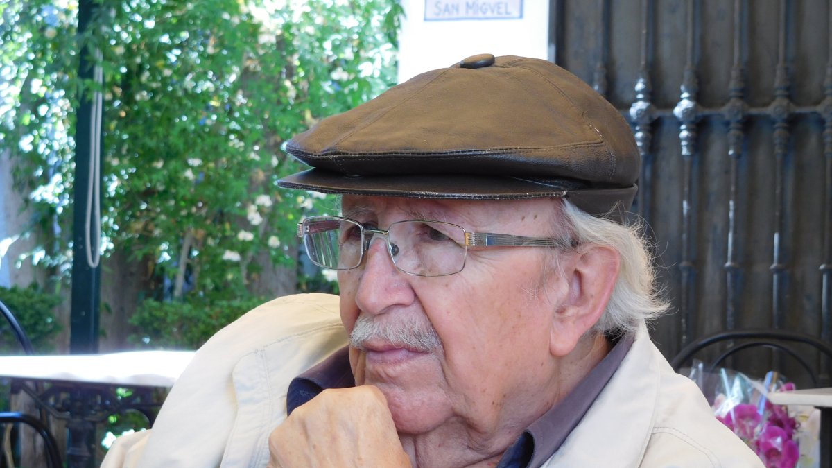 Rafael Guillén, poeta de la “Generación de los 50”.