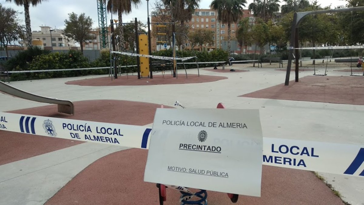 Uno de los parques infantiles de la capital almeriense.