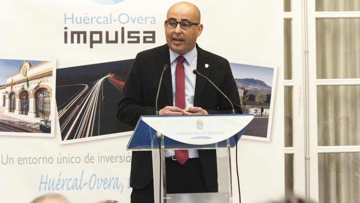 El portavoz del PP huercalense, Domingo Fernández.