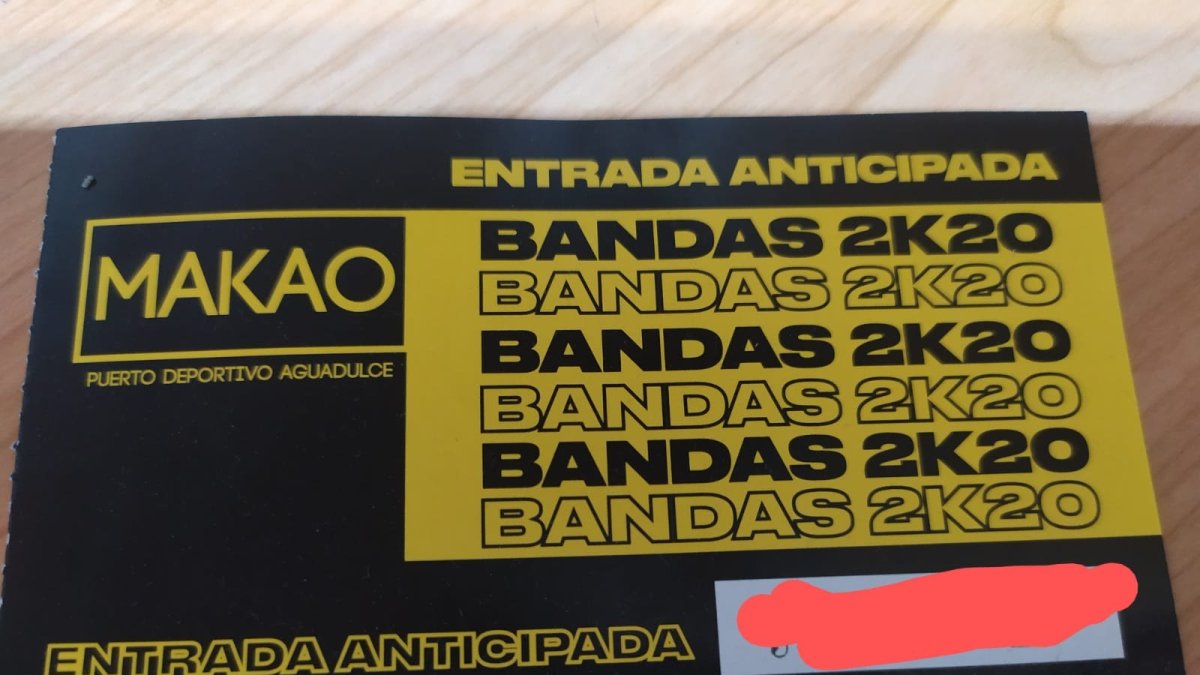 Una de las entradas adquiridas para la fiesta de las bandas