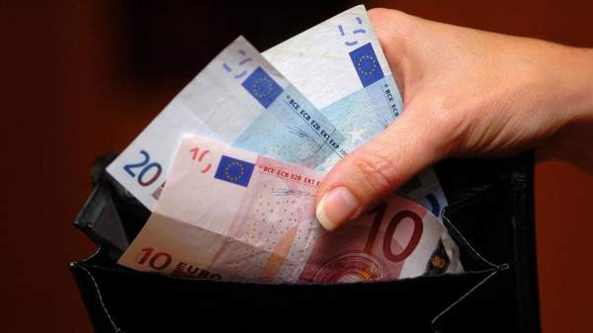 El PSOE pide en el Congreso eliminar el dinero en efectivo de forma gradual.