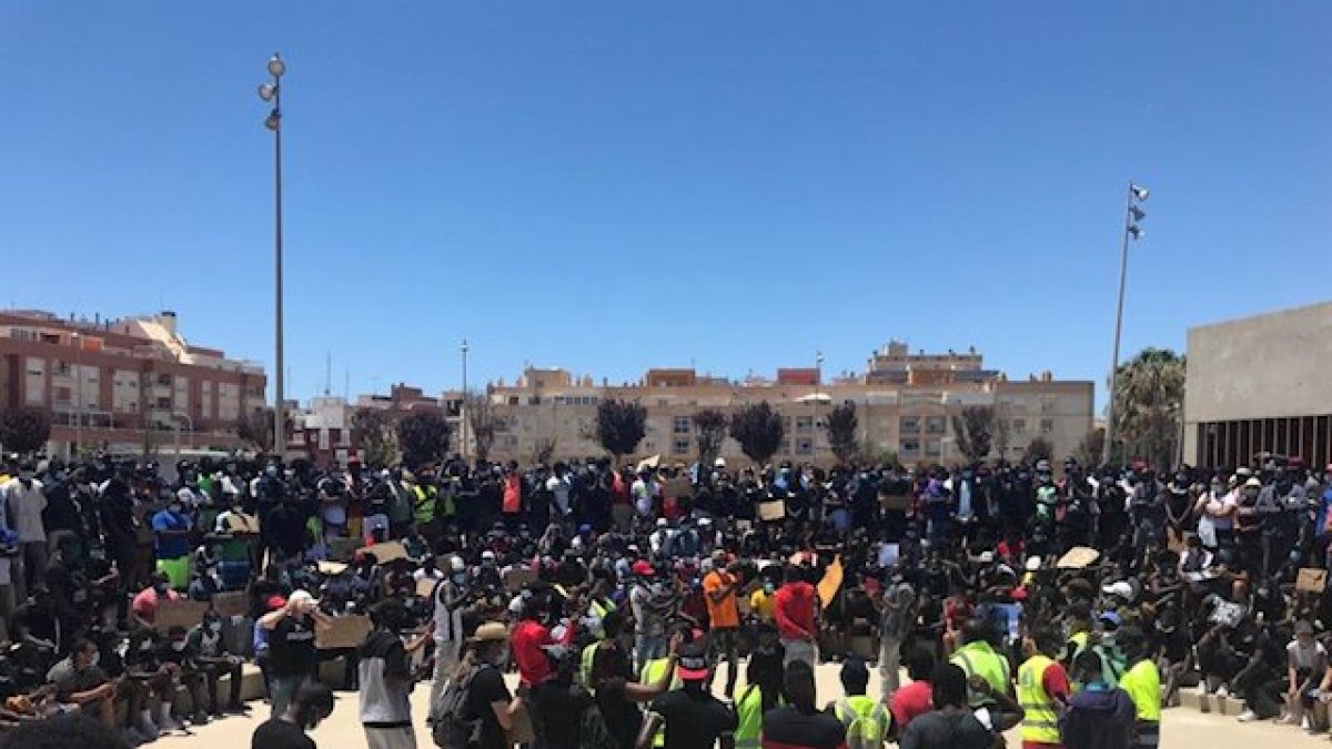 Concentración contra el racismo.