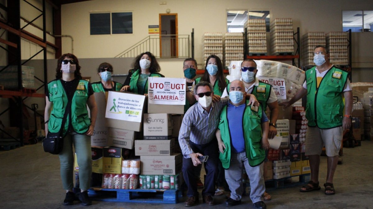 Han colaborado trabajadores de la ONCE y afiliados del Club del Mayor.