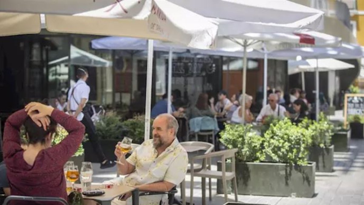 Las terrazas se ampliarán a partir del domingo.