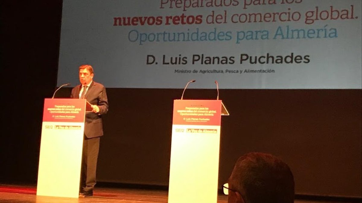 Luis Planas en un evento de La Voz de Almería el año pasado.