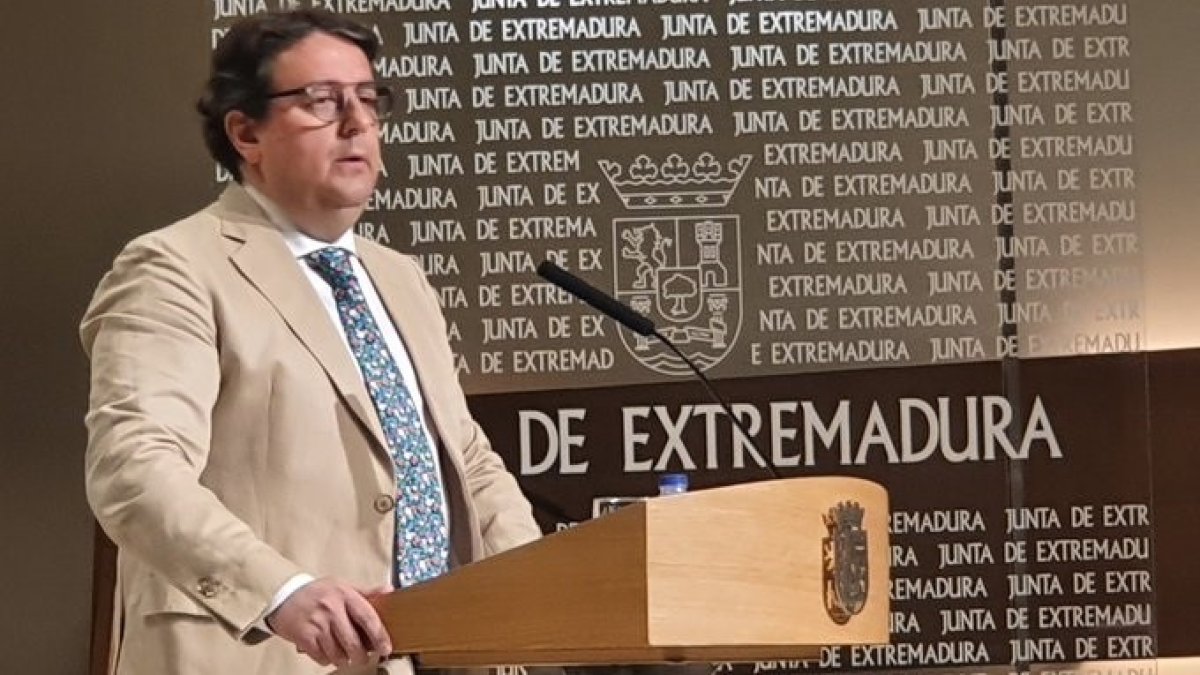 José María Vergeles, consejero de Sanidad y Servicios Sociales de la Junta de Extremadura.