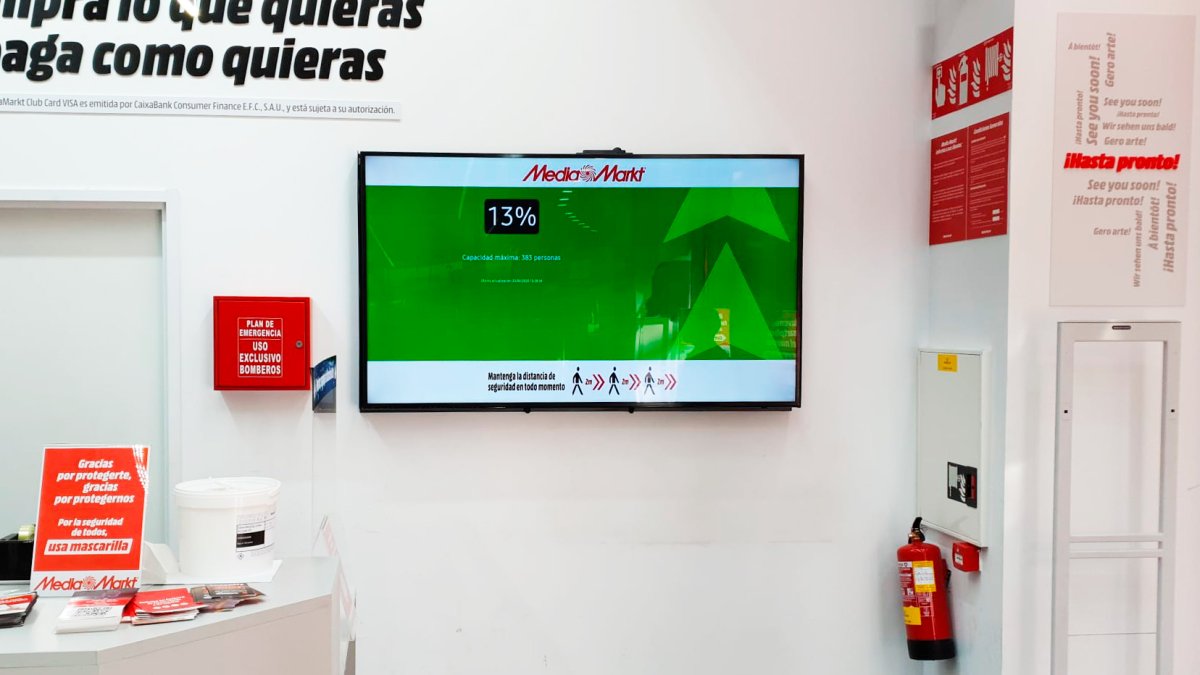 Controla el aforo, garantizando así la salud y seguridad de clientes y empleados.