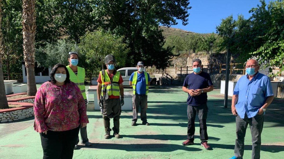 En Cóbdar el PFEA ejecutará labores de desbroce y limpieza en varios puntos del municipio.