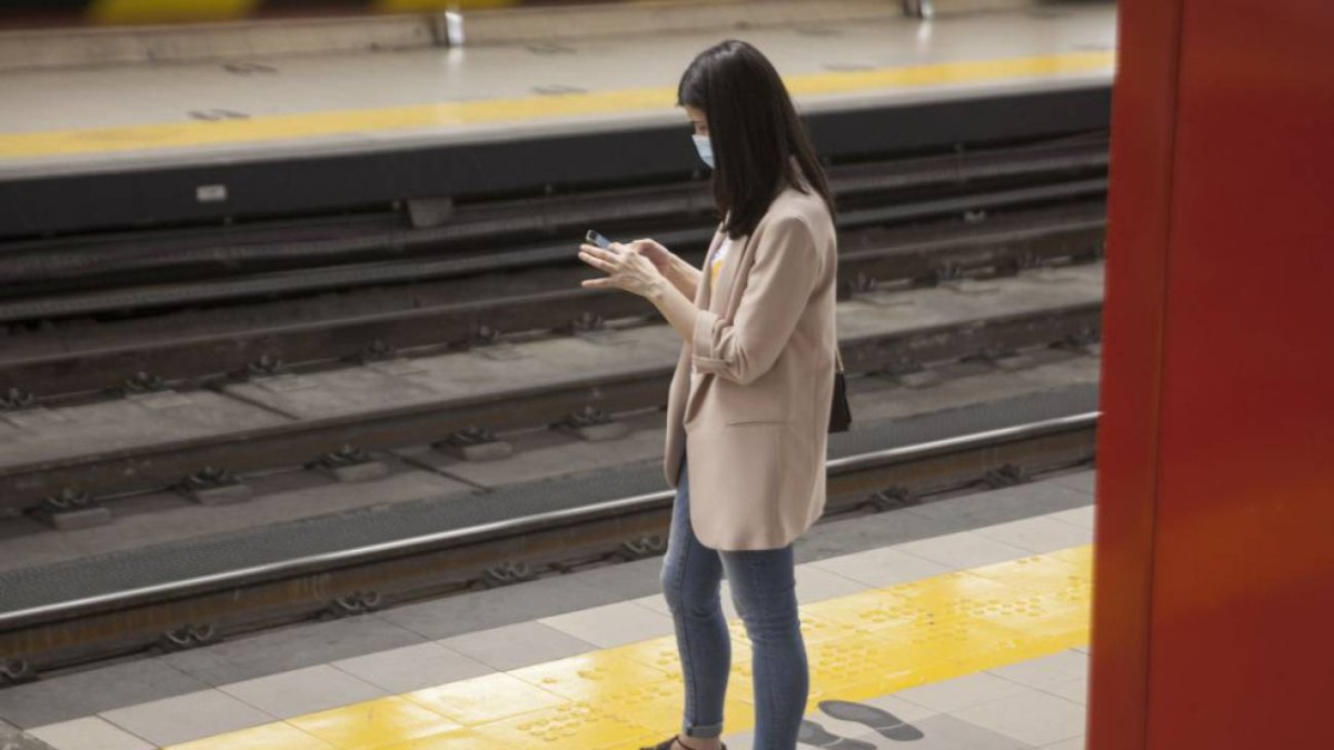 La aplicación no usa la geolocalización y protege la identidad de los usuarios.