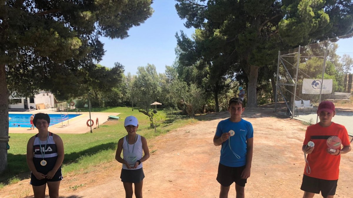 Primeros clasificados del Campeonato Provincial alevín.