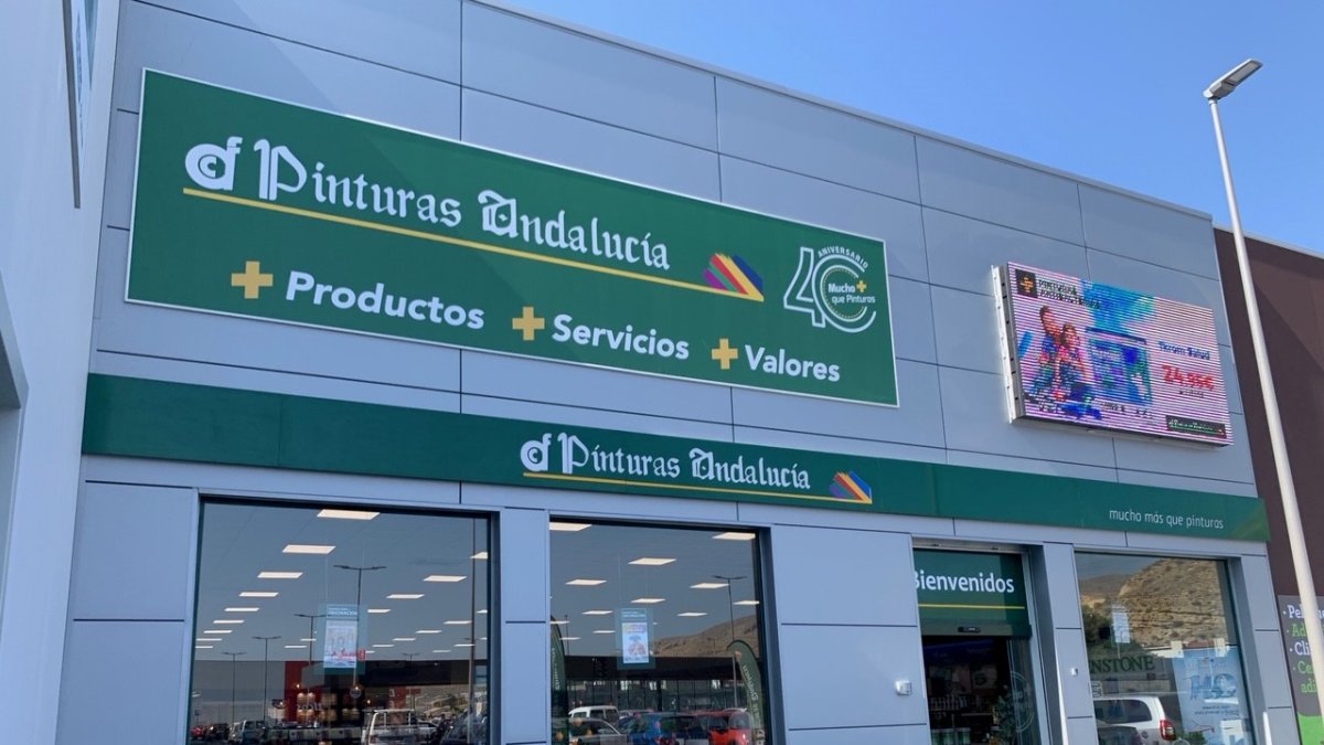 Pinturas Andalucía, nueva tienda en Huércal de Almería.