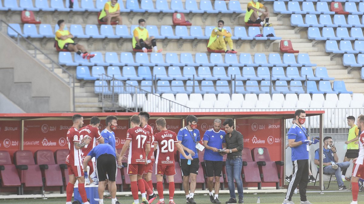 El Almería vuelve al Estadio Mediterráneo obligado a ganar.
