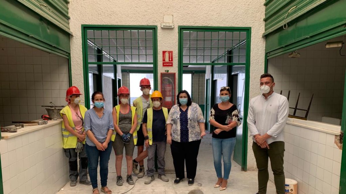 Matilde Díaz ha visitado el Mercado de Abastos que es uno de los recintos que se reformarán.