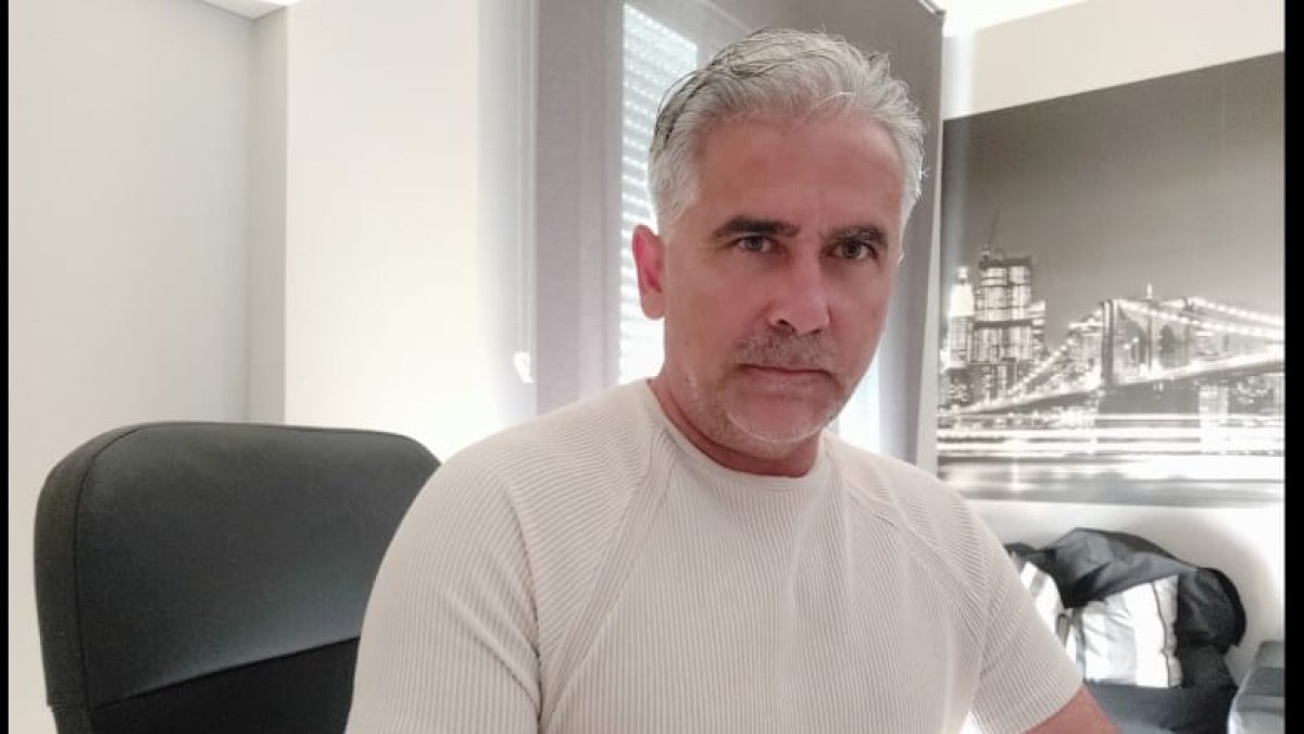 Pepe Morales, comentarista del Carrusel.