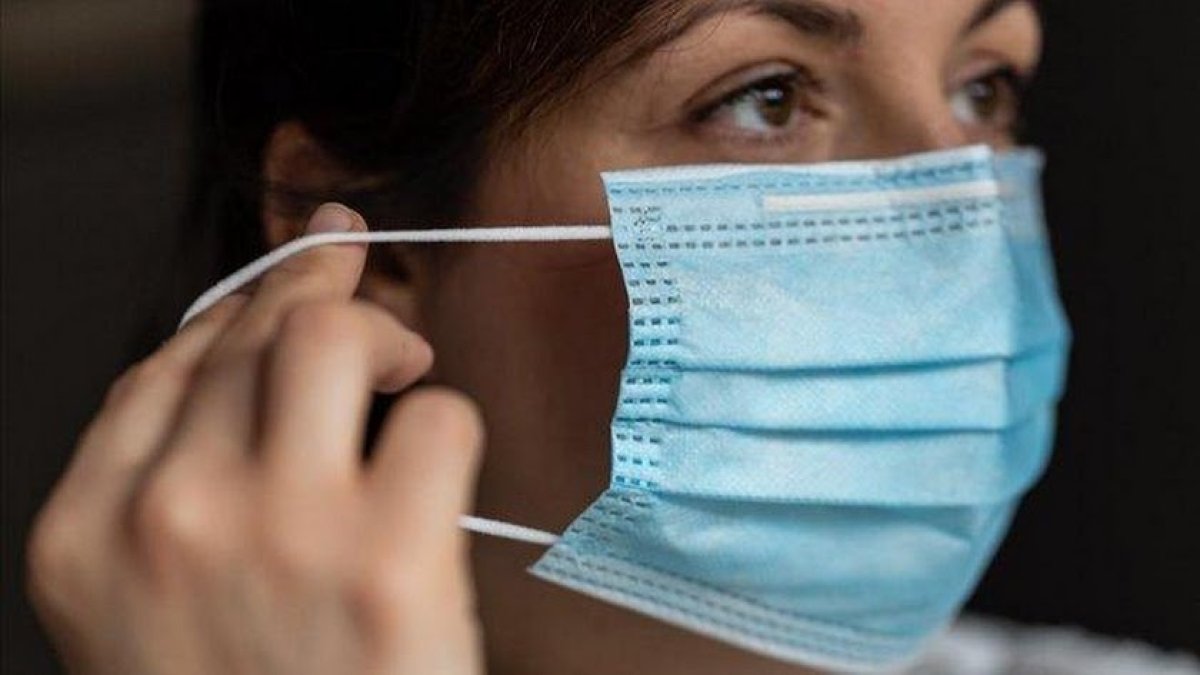 El uso de mascarilla es obligatorio en espacios abiertos y cerrados.