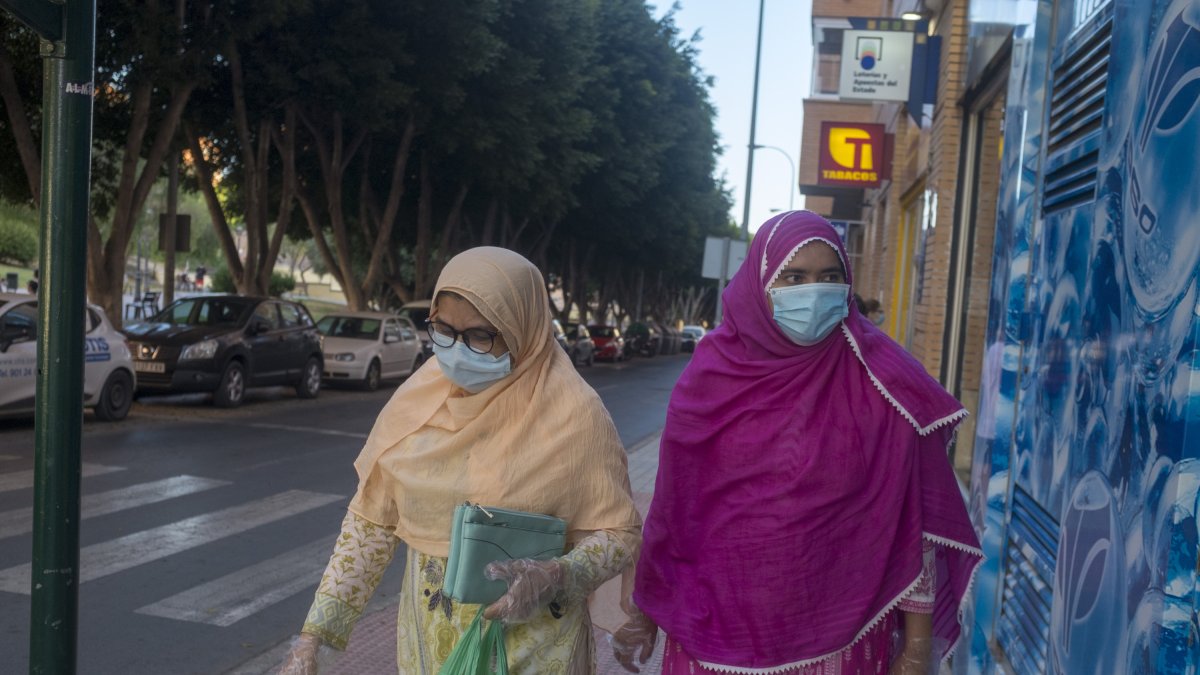 Foto de la serie \'Mascarillas\', de Antonio Jesús García.