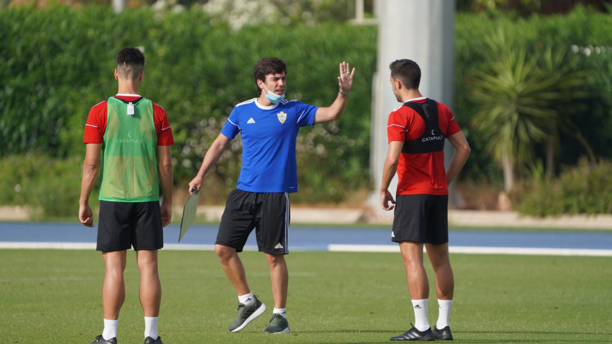 Mario Silva espera que la Liga decida pronto las nuevas fechas.